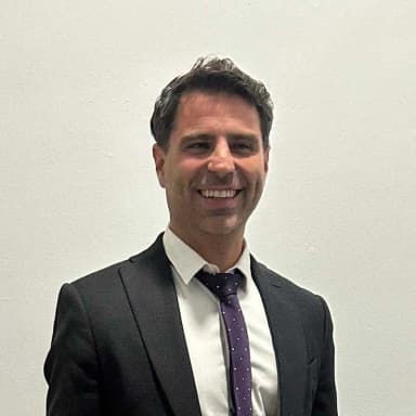 Mauro López, Director comercial at Button